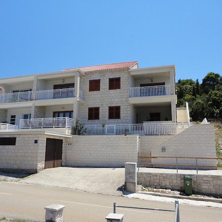 Apartments Aferdita Račišće Eksteriør billede