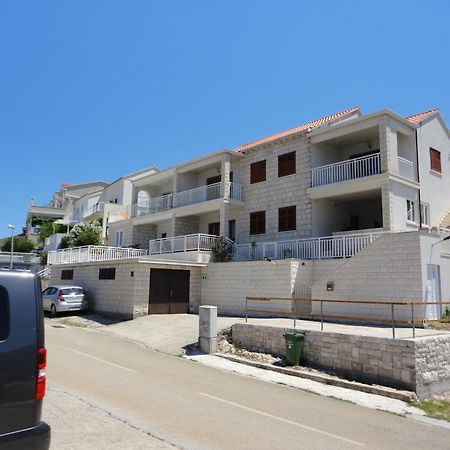 Apartments Aferdita Račišće Eksteriør billede