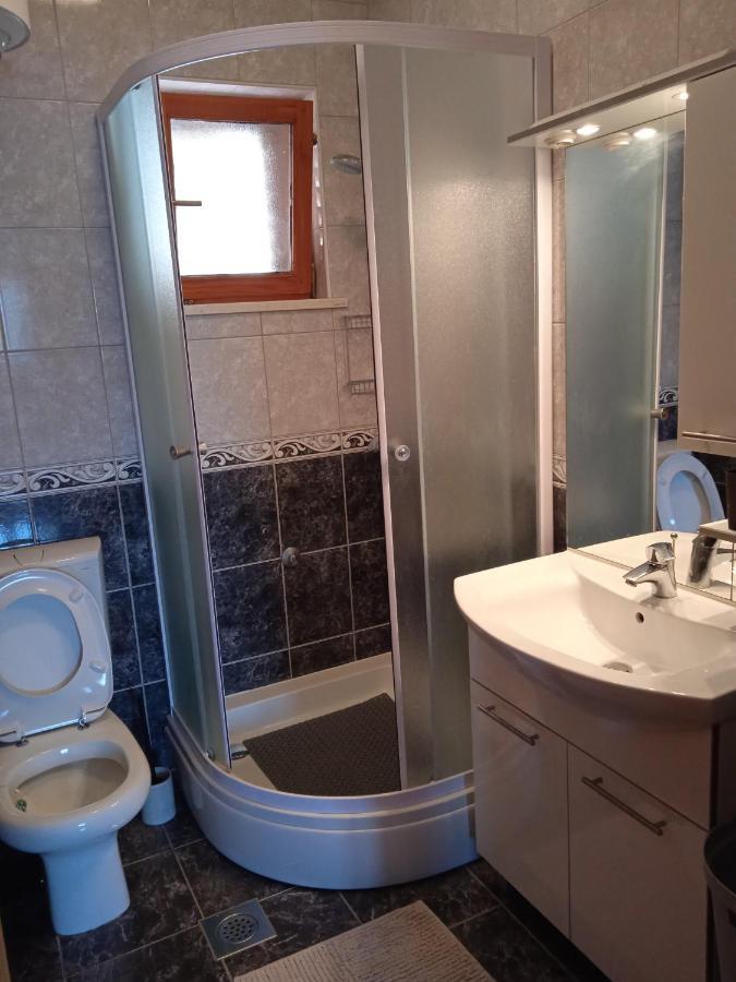 Apartments Aferdita Račišće Eksteriør billede